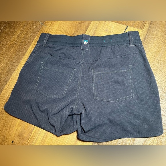 Kuhl Women’s Grey Strattus Shorts Size 6 - Picture 6 of 7